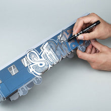 Load image into Gallery viewer, Molotow Liquid Chrome Marker Pen - 1mm