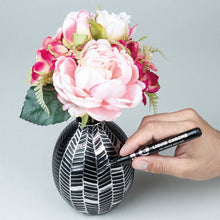 Load image into Gallery viewer, Molotow Liquid Chrome Marker Pen - 1mm